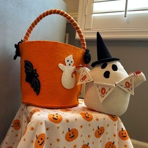 “ Limited “ felt Halloween Tote bucket